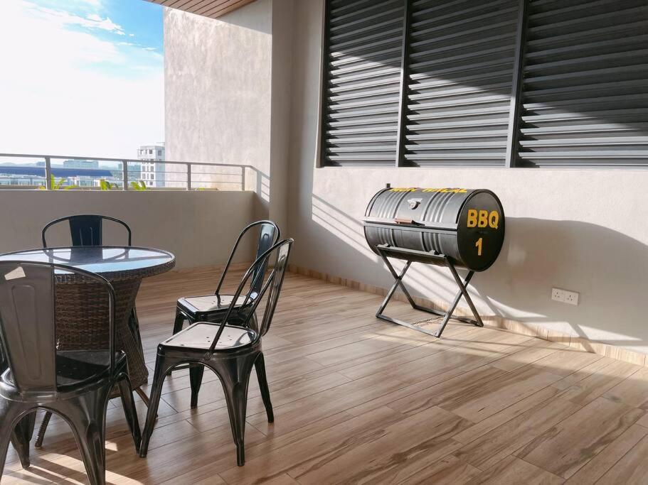 Apartamento Atlantis Premium 4-10Pax/5 Min To Jonker&Town Pool Malacca Exterior foto